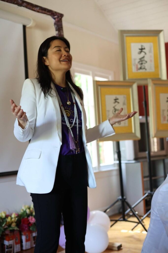 difference between reiki and acupuncture
