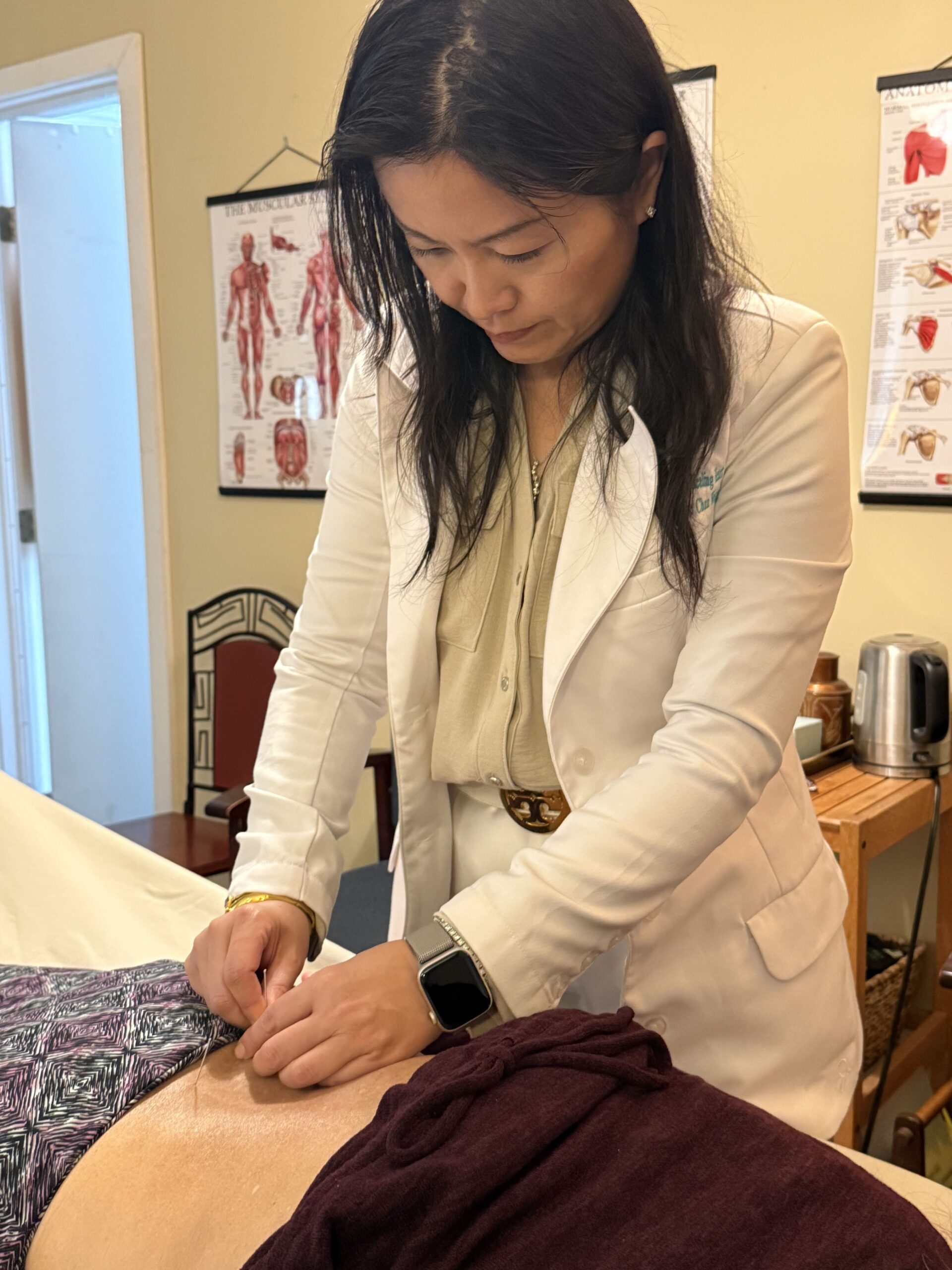 Reiki and breathwork during a Soul Mind Body Makeover session